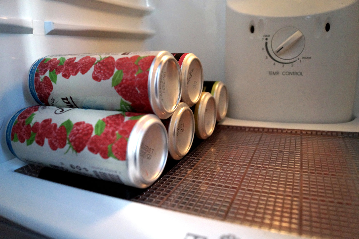 Силиконова поставка на едро за бутилки и кенчета в хладилник, платформа за подредба на бира против търкаляне в хладилника